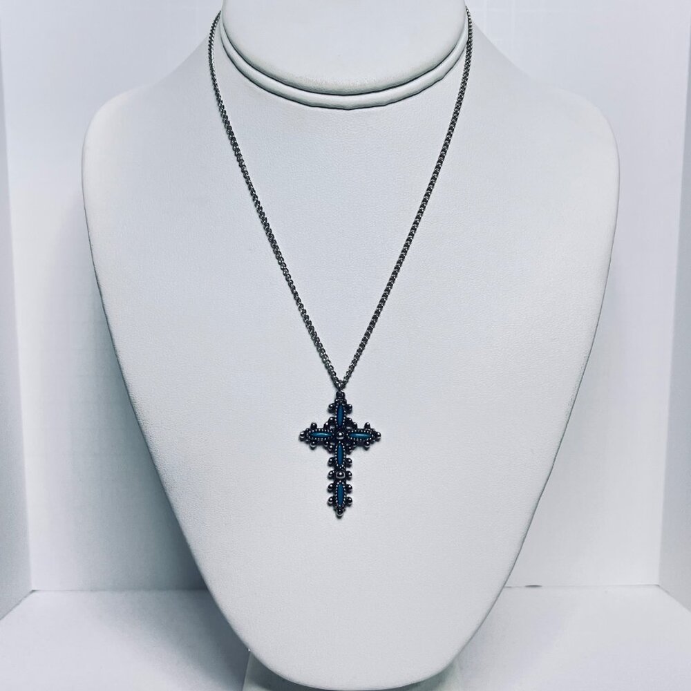 Silver Tone Curb Chain Necklace With Faux Turquoise Cross Pendant (5683) - Picture 1 of 8